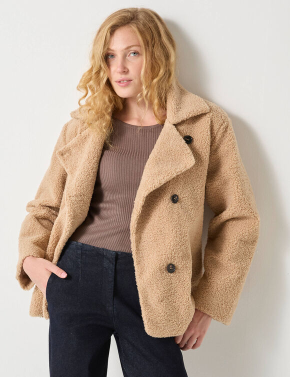 Manteau court maille bouclette col tailleur (beige) Manteau court maille bouclette col tailleur (beige)